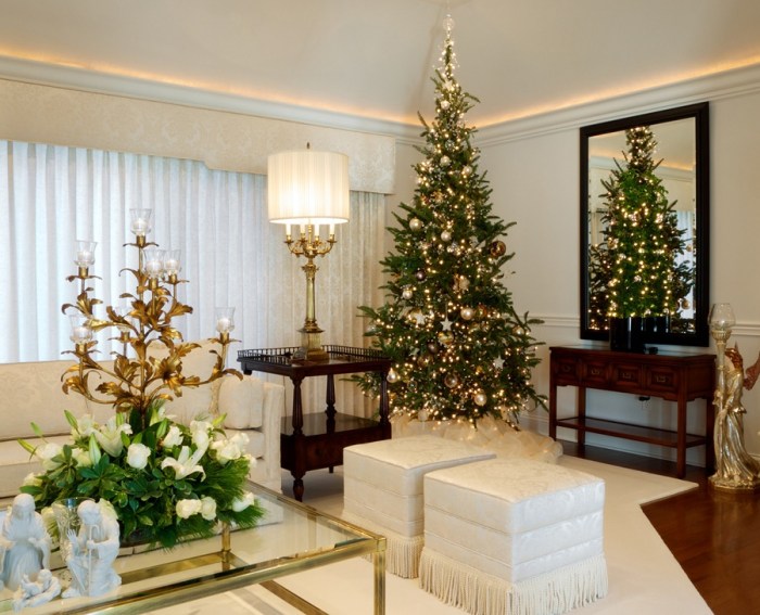 How to decorate an apartment for christmas