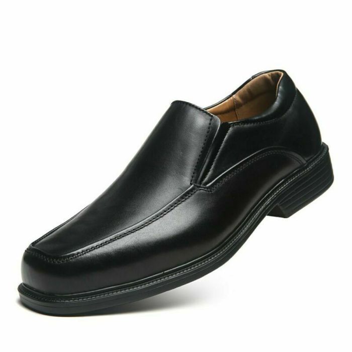 Slip loafers toe